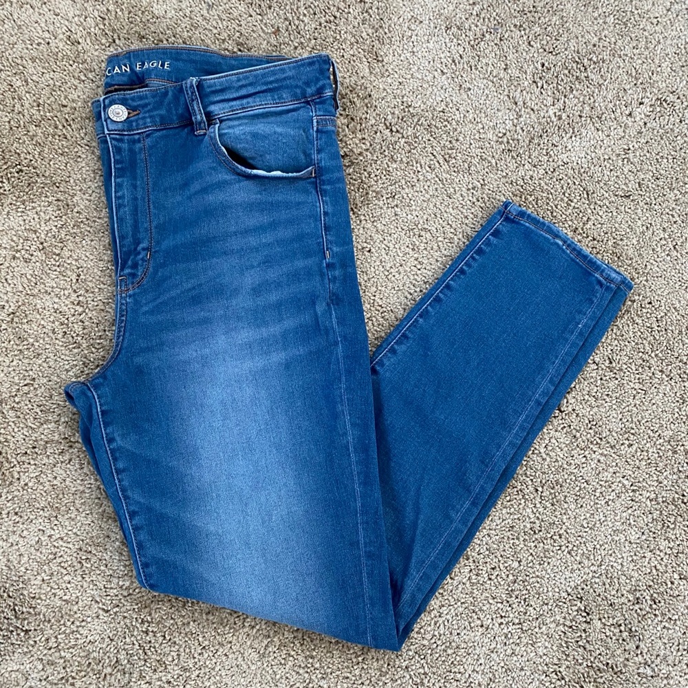 American Eagle Hi-Rise Jegging